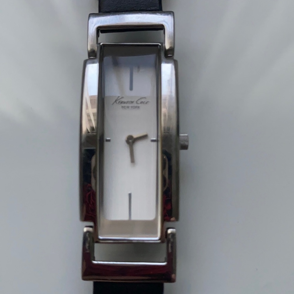 Kenneth Cole Watch - Picture 2 of 6
